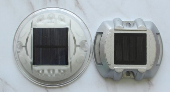 solar road studs