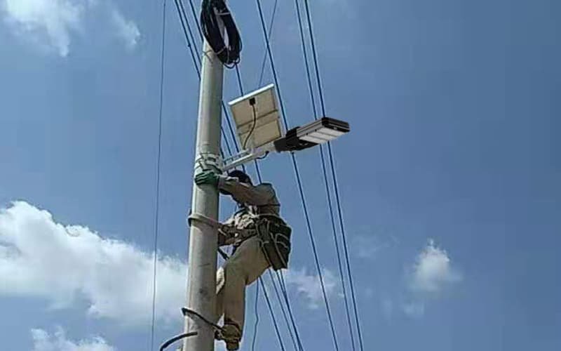 solar powered street light on the cement pole