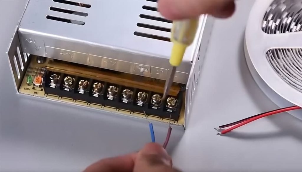 step1 for connecting power supply